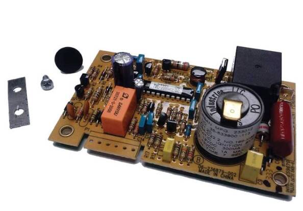Suburban 12V DC Furnace Fan Control Ignition Control Board • 521099