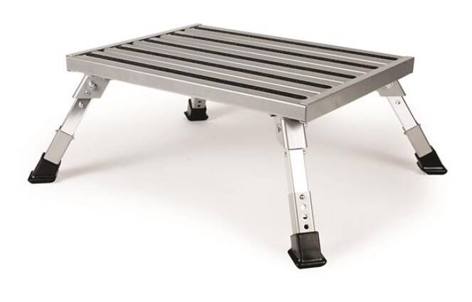 Camco Aluminum Step Platform - Adjustable Legs • 43676