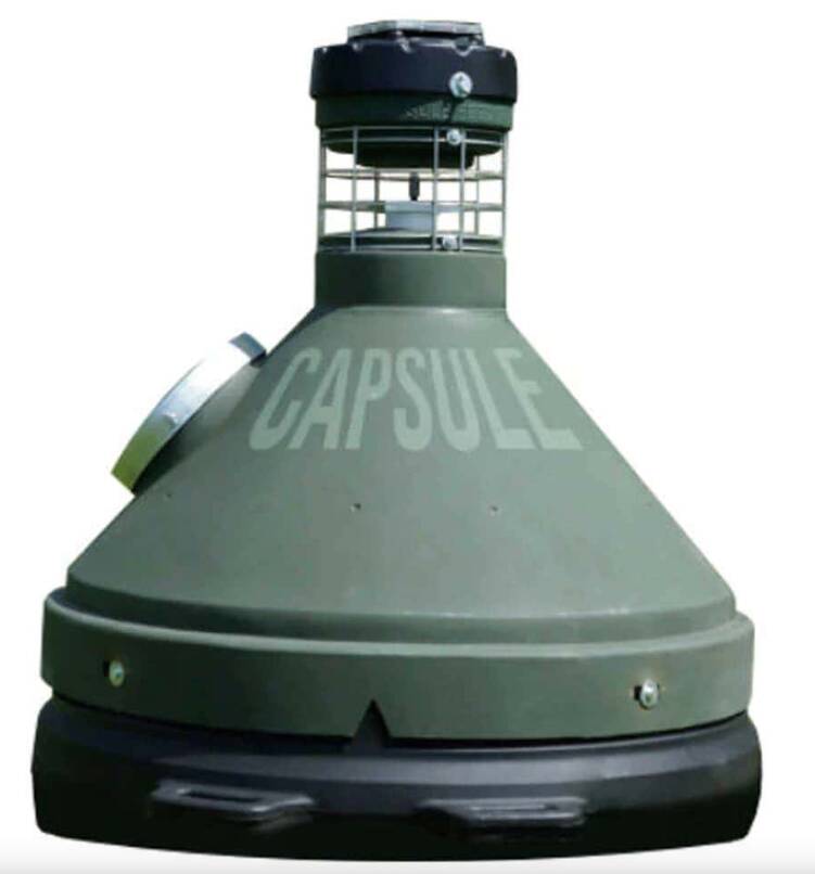 Capsule Feeders 500 lb. Deluxe Game Feeder • CAP-500