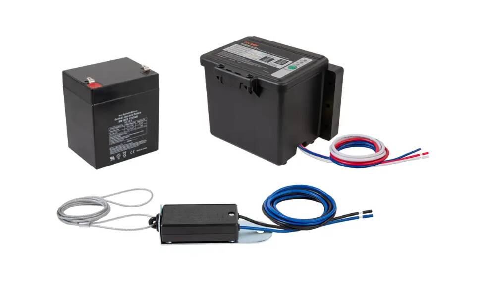 Curt Push-To-Test Breakaway Kit with Top-Load Battery • 52044