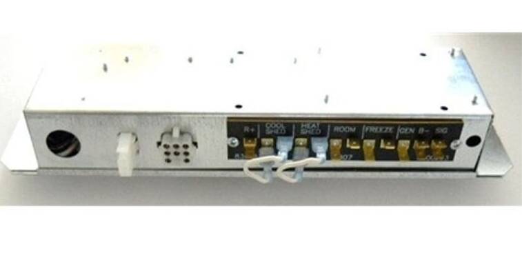 Coleman-Mach Cool Only Zone Control Box for Zone Control Thermostat 9330A3341/ 9330A3351 • 9430A751