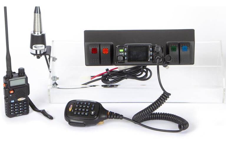 Daystar GMRS Radio Kit for 07-18 Wrangler JK • KJ71061BK