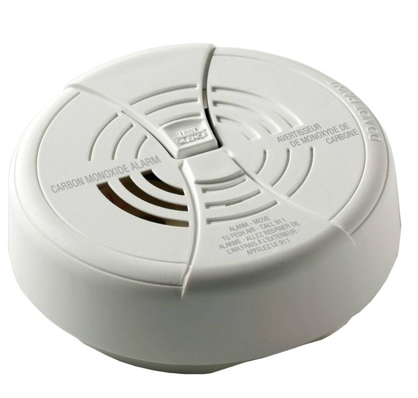 First Alert White Surface Mount CO Alarm with 9V Battery • 1039885
