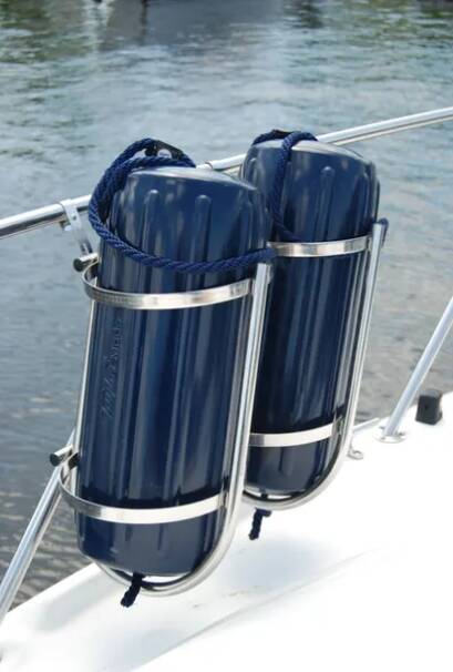 Taylor Made Stainless Steel 2-Fender Rack for 7" to 9" Fenders • 2009