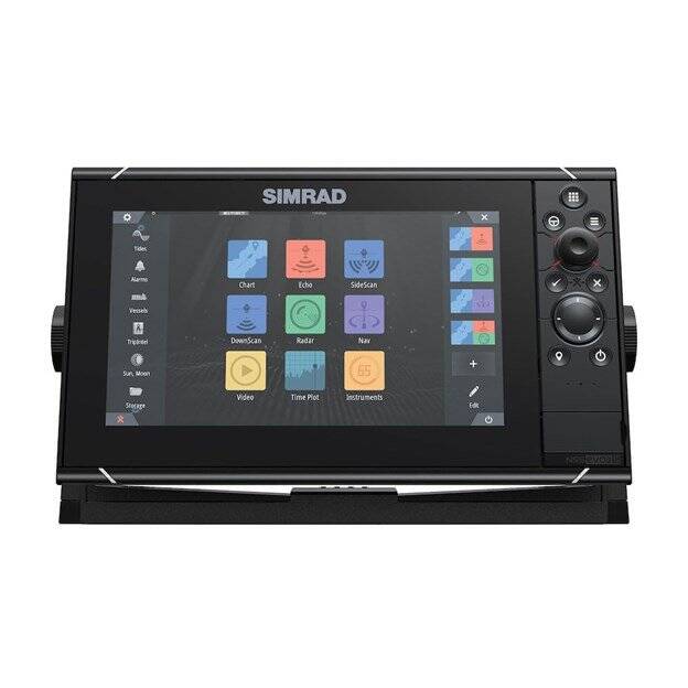 Simrad NSS9 evo3S with C-MAP US Enhanced Charts • 000-15402-001