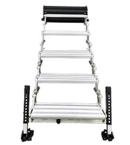Torklift GlowStep Revolution 28"W x 7.5"R Aluminum Silver Uprising 5 Entry Steps  • A9005