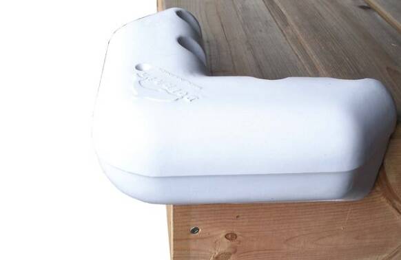 Dock Edge 9" x 9" Boat Dock Corner Bumper, White  • DE10571F
