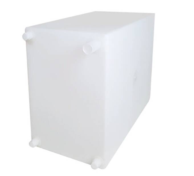 Icon 20 gal. Fresh Water Tank with 1/2" Fittings (24"L x 18"W x 12"H)  • 12718