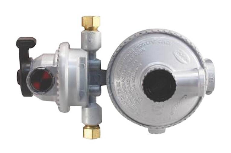 JR Products Automatic Changeover Two Stage LP Gas Regulator (1/4" FNPT Inlet x 3/8" FPT Outlet)  • 07-30395