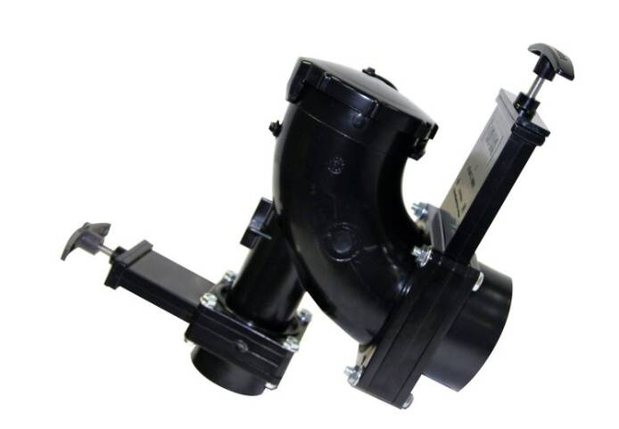 Valterra Heel Inlet Rotating Waste Valve 3" Hub x 1-1/2" Hub x 3" Bayonet with Cap  • T68