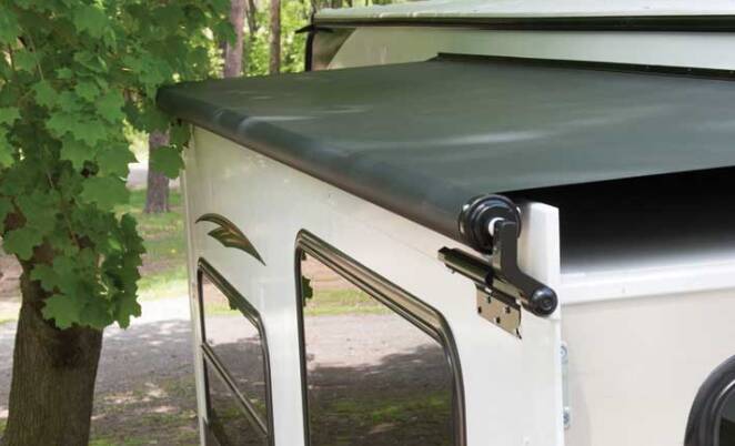Lippert Solera 73" Slide Topper - Black  • V000165063