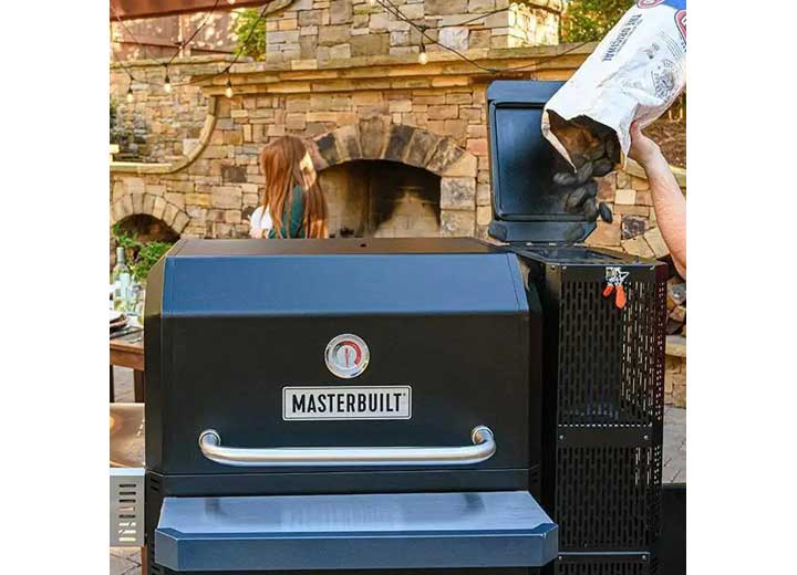 Masterbuilt Gravity Series 1050 Digital Charcoal Grill & Smoker  • MB20041220