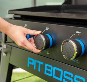 Pit Boss Ultimate 4-Burner Lift-Off Griddle • 10782