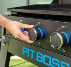 Pit Boss Ultimate 4-Burner Lift-Off Griddle  • 10782