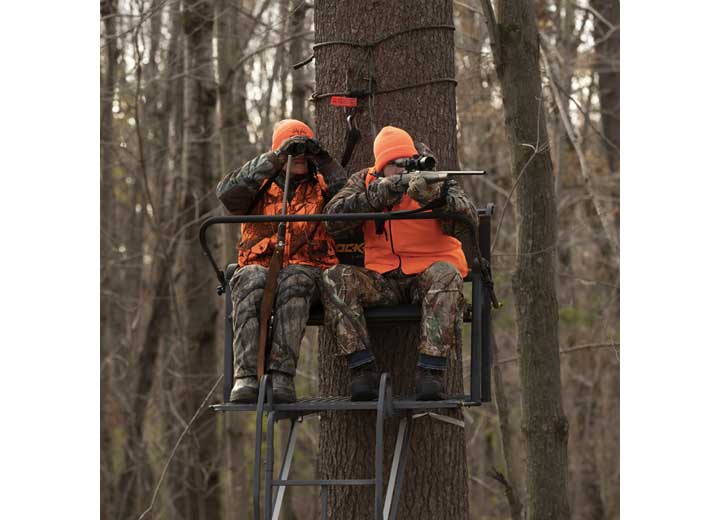 Rivers Edge Lockdown 21' 2-Man Ladder Stand • LD202