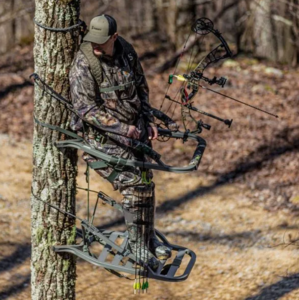 Summit Titan SD Climbing Treestand  • SU81118