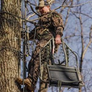 Summit Ledge XT Hang-On Tree Stand  • SU82117