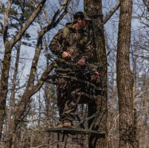 Summit Viper SD Climbing Treestand , Realtree Timber  • SU81138