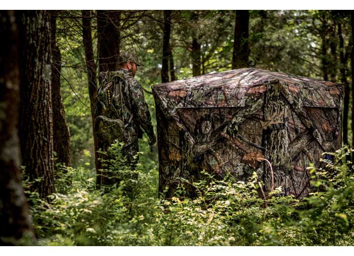 Ameristep Brickhouse Ground Blind, Mossy Oak Break Up Country  • AMS-AMEBL3029