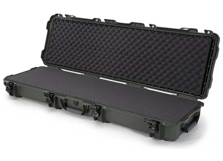 Nanuk 995 Waterproof Hard Case with Foam and Wheels  • 995S-011GP-0A0