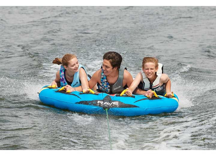 RAVE Sports Razor XP 3 Person Towable Tube  • 02642