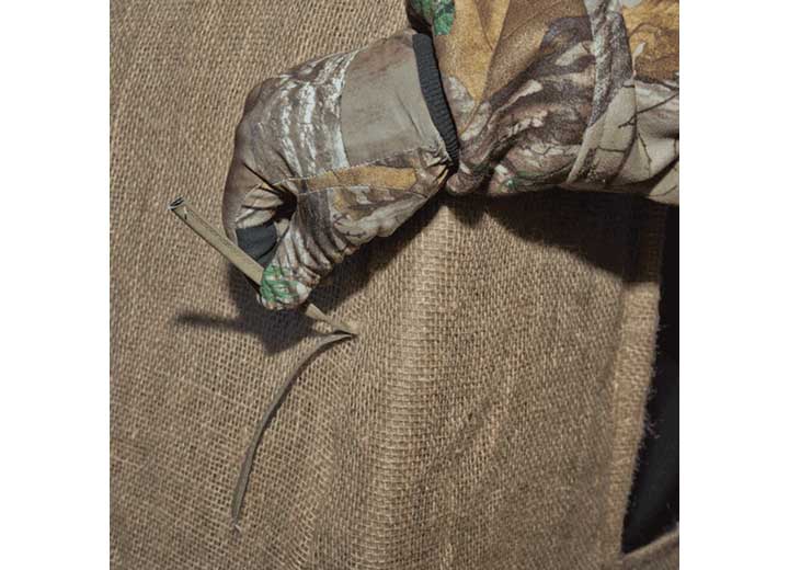 Muddy Bale Hunting Blind, 82