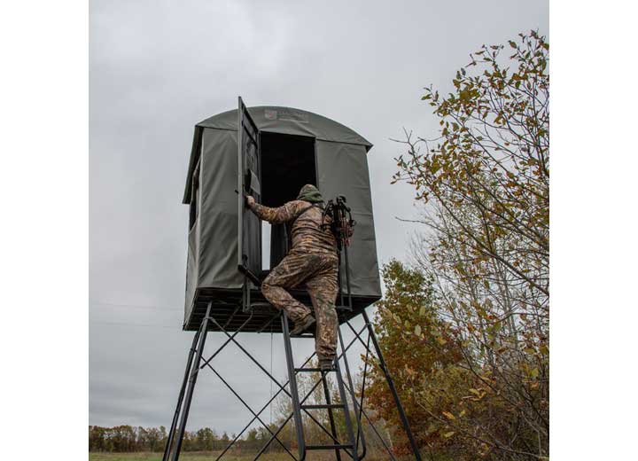 Rivers Edge Landmark 600 Shooting House  • LM603