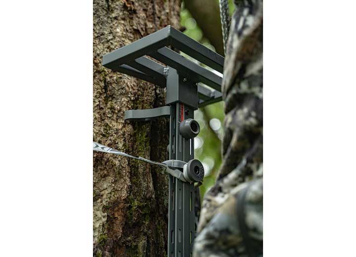 Hawk Helium HSP Platform Hang-On Treestand  • HWK-HHSP