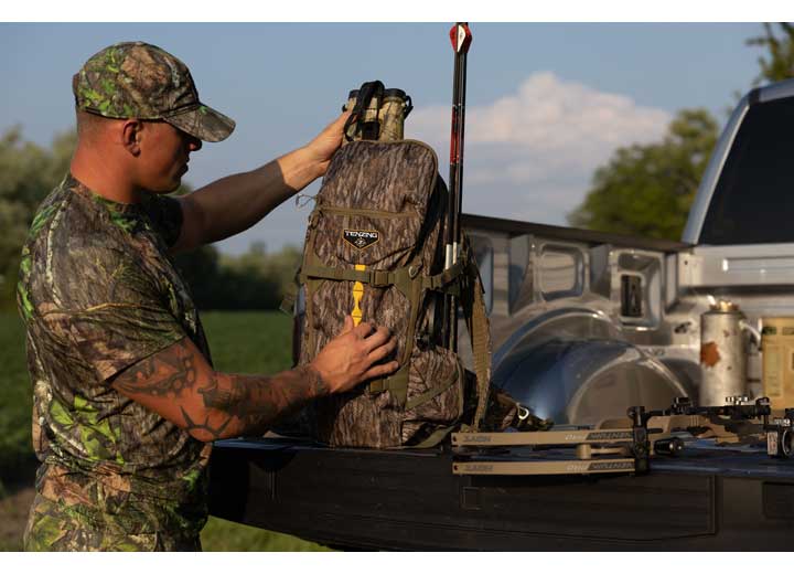 Tenzing 2100 Day Pack, Mossy Oak Bottomlands  • TZG-TNZW-2100