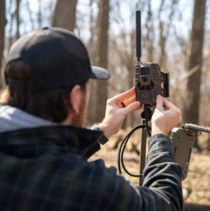 Muddy Matrix Cellular Trail Camera, 36MP, Dual Network, On Demand Photo & 1080p Video Capture  • MUD-MTRX