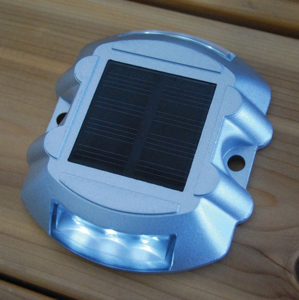 Dock Edge DockLite Solar Dock & Deck Light  • DE96255F