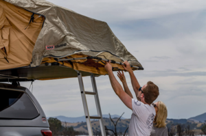 ARB Simpson III Rooftop Tent with Annex  • 803804