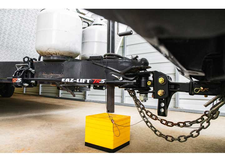 Eaz-Lift TR3 Weight Distribution Hitch Kit with Sway Control - 600 lb. • 48901