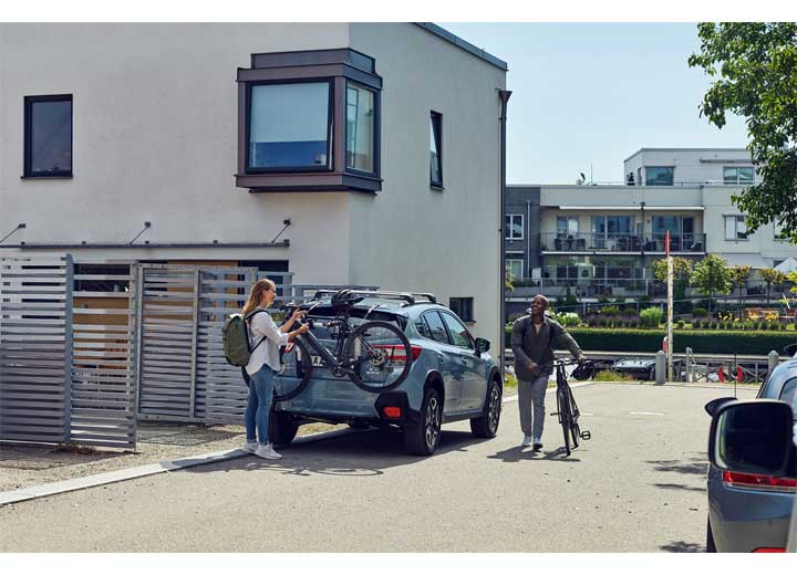 Thule Outway Hanging 3-bike Trunk Bike Rack Black/aluminum • 995005