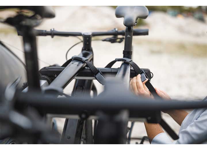 Thule Outway Hanging 3-bike Trunk Bike Rack Black/aluminum • 995005