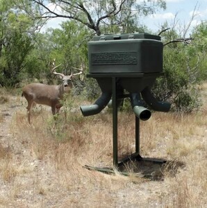 Texas Hunter Products 600 LB Xtreme Protein Feeder • XPF600