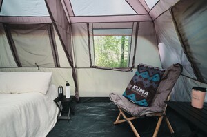 Kuma Outdoor Gear Bear Den 9-Person Cabin Tent • 485-KM-TEBD-GO-9