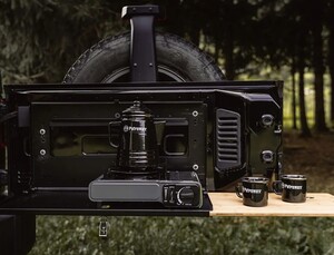 Front Runner Drop Down Tailgate Table  • TBRA034